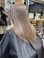 サンク 原宿 表参道(cinq) ミルクティーピンクベージュカラーブリーチカラーハイトーン原宿