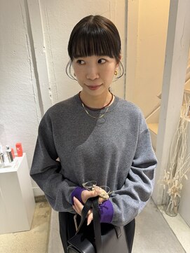 ヒカリスナカザキアンド(HIKARIS nakazaki &) ワイドバングにもみあげカット