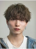 韓国ヘアニュアンスコンマバングセンターパートフェザーパーマ