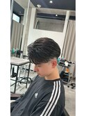 フェザーショートパーマ/メンズ/刈り上げ/眉毛/ツイスト