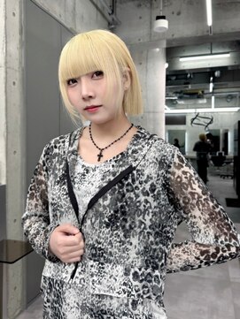 ローレン(Lolen.) ぷつっとボブ×ブロンドヘア