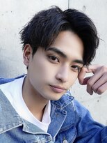 フィフス 大分(fifth)&nbsp;大分ツイストスパイラルパーマメンズカットセンターパート30代