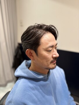 リバティシェアバーバー 銀座(LIBERTY SHARE BARBER) 大人センターパートナチュラルスタイル