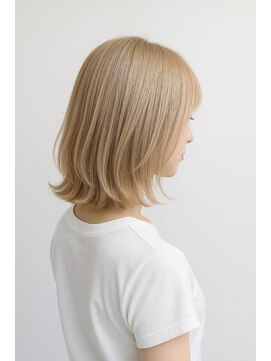 ミー 岡崎(mii) miiクリアベージュ[岡崎/稲熊/ブリーチ/デザインカラー]