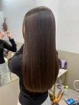 シュヴーブリヤン(cheveux brillants)&nbsp;【美髪縮毛矯正で作る再現性100%艶髪】色気のある上品な後ろ姿に