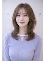 テラ(terra)&nbsp;シルバーブルージュ×くびれミディ｜透け感カラー×小顔レイヤー