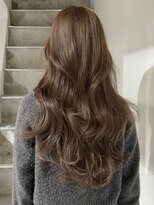 ヨーク(YOKE) ロングレイヤー顔周りレイヤーミルクベージュヘーゼルベージュ