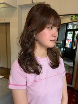 ヘアーアイスカルテット(HAIR ICI QUARTET) ブリーチなしカラー◎ミルクティーベージュ/レイヤーカット小顔