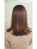 【ずっと触っていたくなるツヤサラヘア】ミディアムストレート