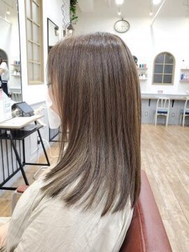 グランシュ 青葉台店(GranCieux) 切りっぱなしロング×アッシュベージュ☆