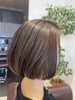 ニスタ セルクル(nista cercle)&nbsp;【nista cercle磐田】顎ラインボブ 白髪ぼかし ハイライト 山下