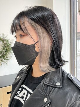 ノア(noa.) 『デザインカラー』ホワイティベージュインナーカラー