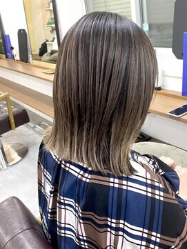 ランプ(Lamp) くびレイヤーグレーベージュニュアンスカラー白髪染め白髪ぼかし