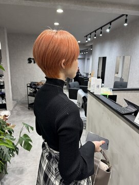 スティーン(STEEN) ▼orange▼オレンジカラー▼ショートヘア