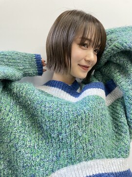 ミィ 表参道(mee.) カール/セミディ/シアーカラー/姫カット/ボブ