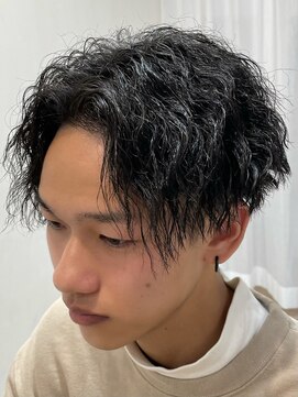 ビューブルー 亀戸錦糸町(VIEW BLUE) ツイストスパイラルパーマ/センターパートカルマパーマ眉毛