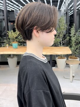 ビューブルー 亀戸錦糸町(VIEW BLUE) 美髪シアーカラーピンクブラウンショートカット切りっぱなしボブ