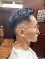 ブロートーキョー(BroTokyo)&nbsp;MEN`Sアッシュミドルスキンフェードサイドパートメンズフェード