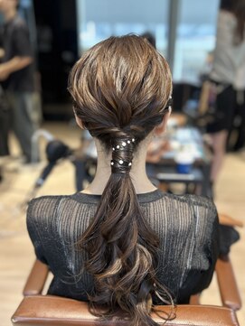 アフロート トウキョウ(AFLOAT TOKYO) 【高木美緒】モコモコローポニーアレンジ