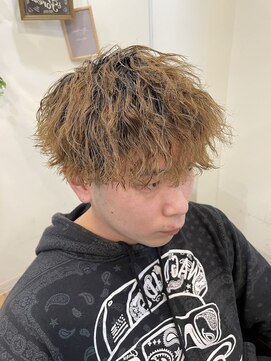 スウェル 稲毛店(Swell) サーフカール/フェザーパーマ/ブルーブラック/稲毛駅/眉毛