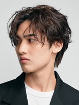 フィフス(fifth)&nbsp;原宿縦落ちツイストスパイラルパーマビジネスセンターパートヘア