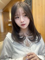 バイオレット 表参道店(Violet) 前髪顔まわり小顔似合わせミディアムレイヤーグレージュカラー