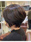ショートボブ