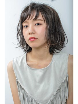 オッジ 西新店(Oggi) ふわっと弾む質感が可愛い、ラフなガーリーヘアー