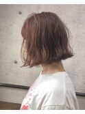 切りっぱなしボブ×くすみピンクベージュ
