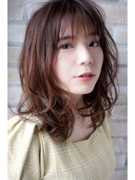 ボニークチュール(BONNY COUTURE) 上品大人のミディアムスタイル・大人の小顔ミディアムボブ