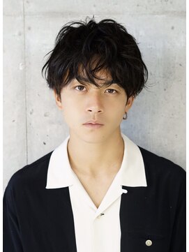 ゼンコー アオヤマ(ZENKO Aoyama) ＼コンマバング／マッシュヘア×くすみブルー