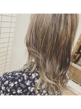 ヘアサロンエム 川越(HAIR SALON M) 透明感!ハイライトレイヤー【今村てるみ】