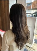 ミルクティーベージュ×透明感