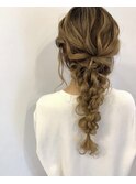 編みおろしヘアアレンジ