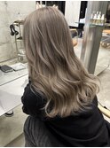 ホワイトベージュ