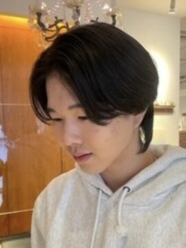 ミスト(mist) 〔mist：Yoshimi〕マッシュウルフ/センターパート/韓国風ヘア