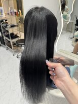 トータルビューティーサロン プリエ(prier)&nbsp;レイヤーカット/アッシュブラック/髪質改善トリートメント/艶髪