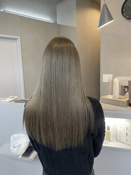 ジゼル 小倉(GiseL) グレージュ【かじ】/ GiseL小倉@kaji_de_experiences