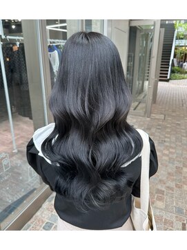 クム(kumu) 【kumu】 ロングレイヤー/顔周りカット/栄/名古屋