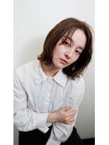 レイジーアワーズ(Lazy Hours) 大人のこなれ感*ラフな外はねボブ