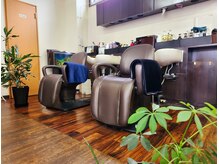 ヘアスタジオ アンジェリカ(Hair Studio Angelica)の雰囲気（気持ちいいシャンプーでおくつろぎ下さい。）