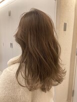 ブリス(VLISS)&nbsp;デザインカラー/レイヤーカット/ウェットヘア/オリーブベージュ