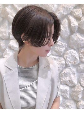 モアナ バイ ヘッドライト 長野駅前店(Moana by HEADLIGHT) #長野駅前#ハンサムショート#ショート#センターパート