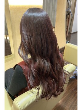 まろやかレッドの艶ロングウェーブ