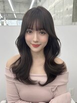 フォンズ(FONS)&nbsp;透明感グレージュカラー/ロングレイヤー/くびれヘア/表参道/学割