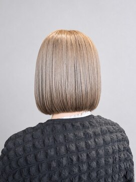 コタ 水戸(COHTA) 「透明感ミルクティーベージュボブ