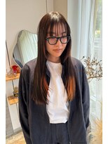 シプレ(cipre) モードに楽しむストレートロング x デザインカラー