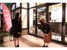 お会計後はお見送り♪