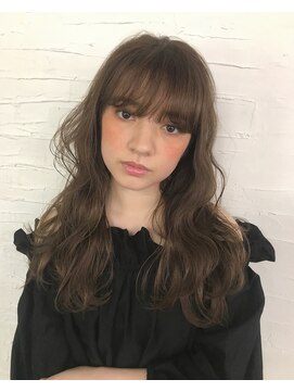 ラフ トーキョウ(RAF TOKYO) takuフェミニンベージュ