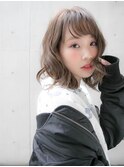 ベージュカラーで可愛さアップ